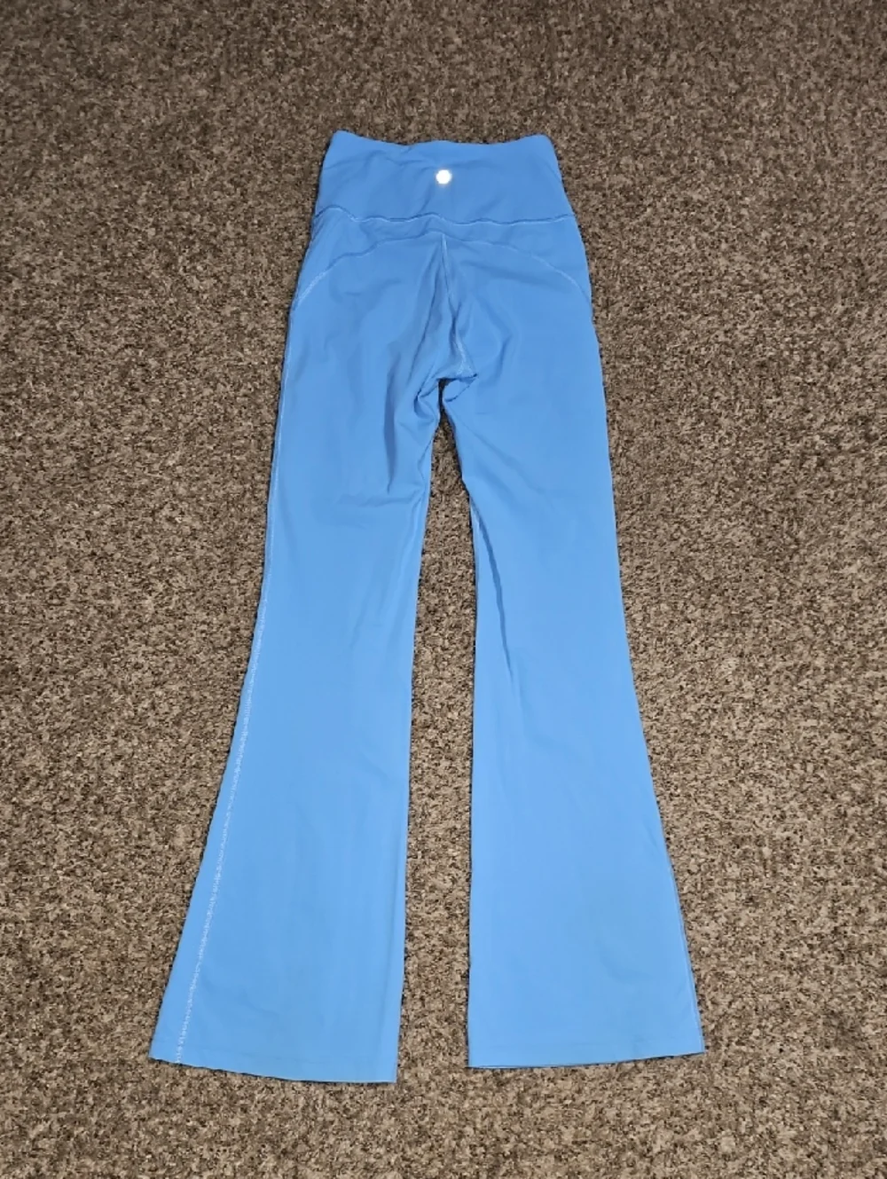 Lululemon Nulu Groove Flare Pants. Sz 4 31